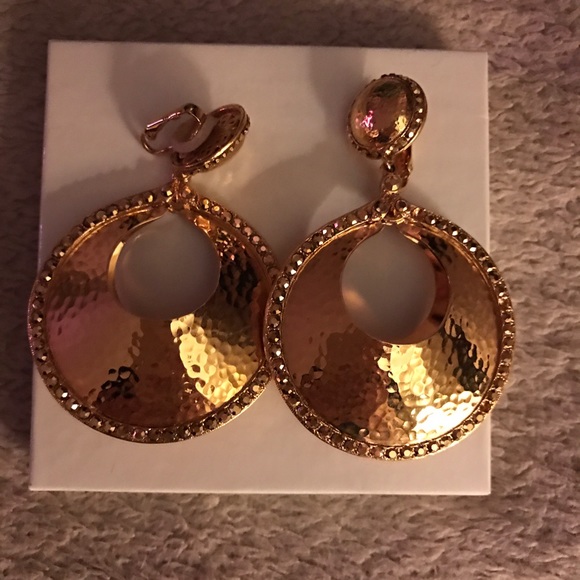Fashion earrings