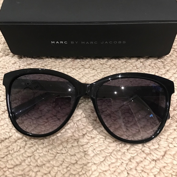 Marc Jacobs Sunglasses MJJ 411/S