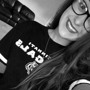 Meet your Posher, Lanie