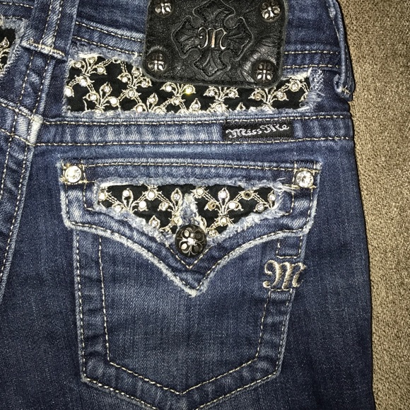 Miss Me Bootcut Jeans 25"x32" - Picture 4 of 4