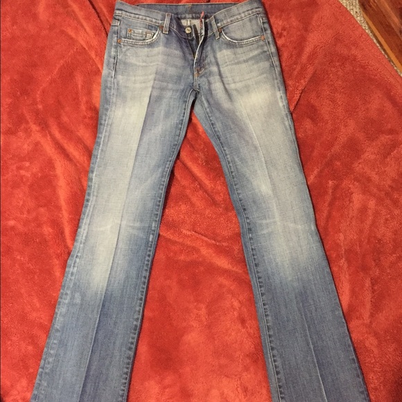 7FAMK - Picture 2 of 4