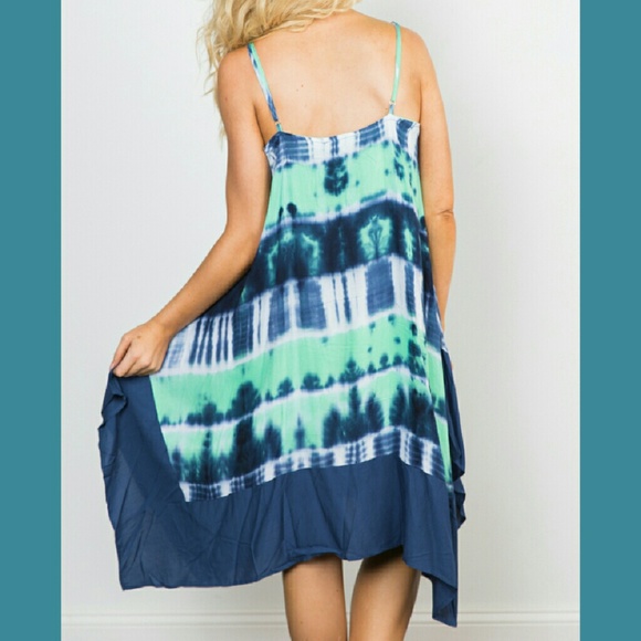 - 1MEDIUM LEFT🍃COSMIC LOVE DRESS🍃 - Picture 4 of 4