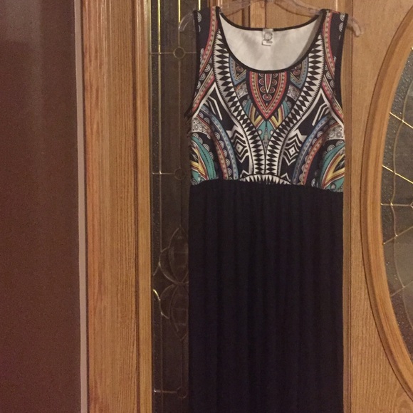 Sleeveless maxi dress