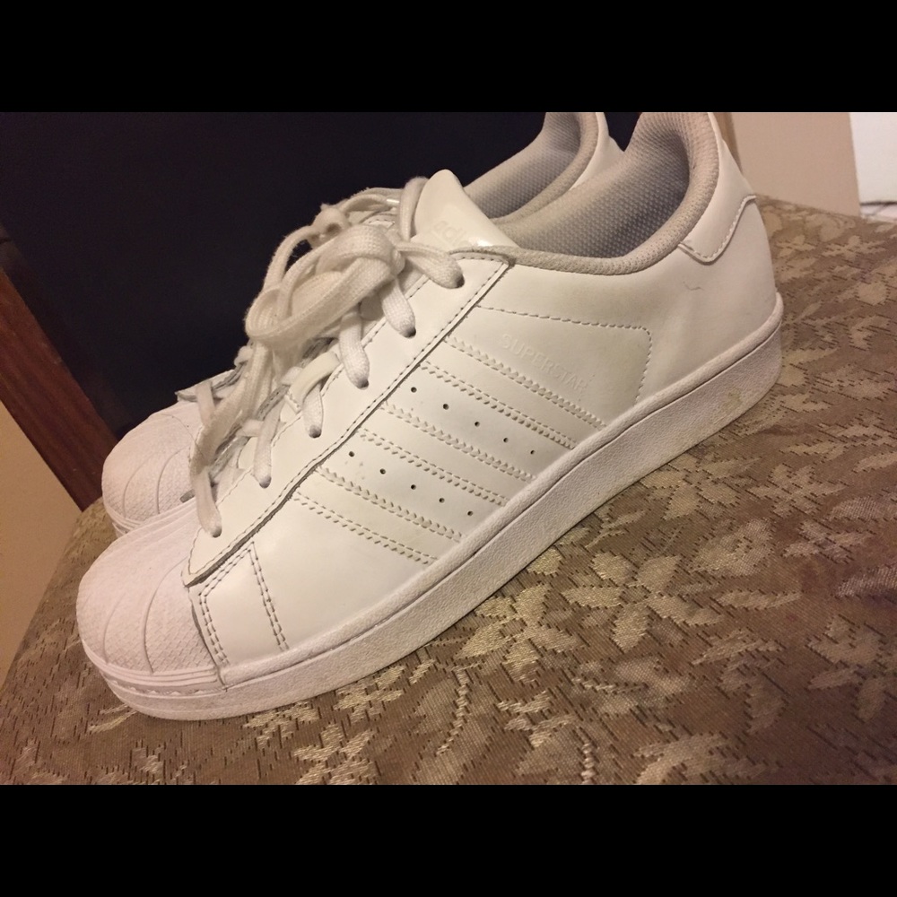 Adidas Superstar Sneakers