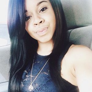 Meet your Posher, Samantha