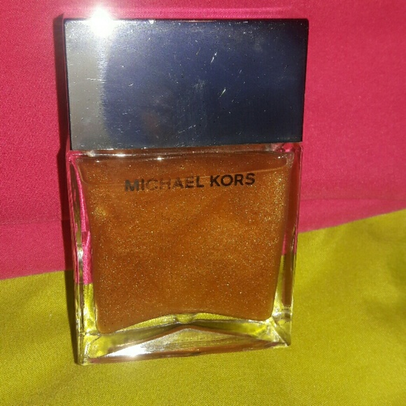 Michael Kors shimmering body oil
