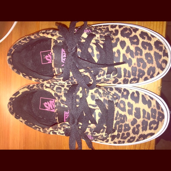 Vans vans vans!