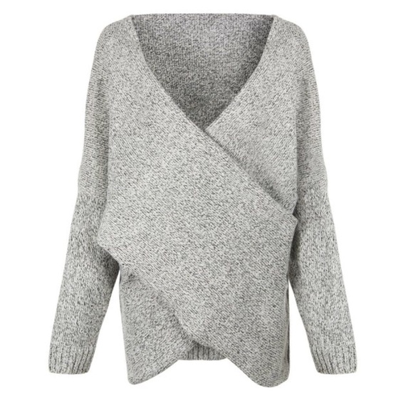 ✌🏻LAST ONE Heather Gray V neck Cross Knit warm - Picture 2 of 2