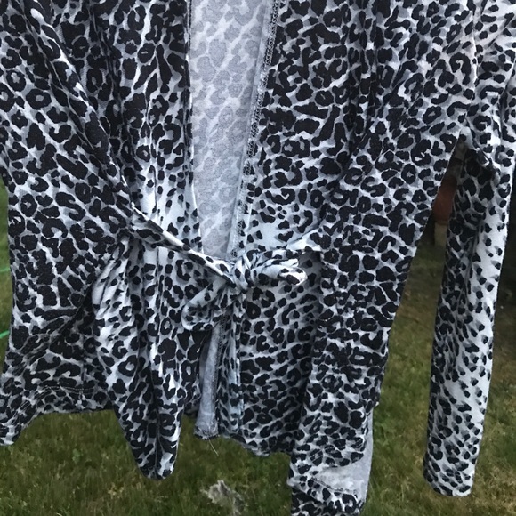 Cheetah print tie front blazer - Picture 7 of 7