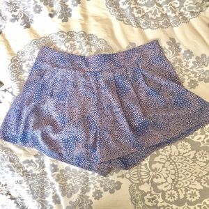 High-waisted pastel pink and blue shorts