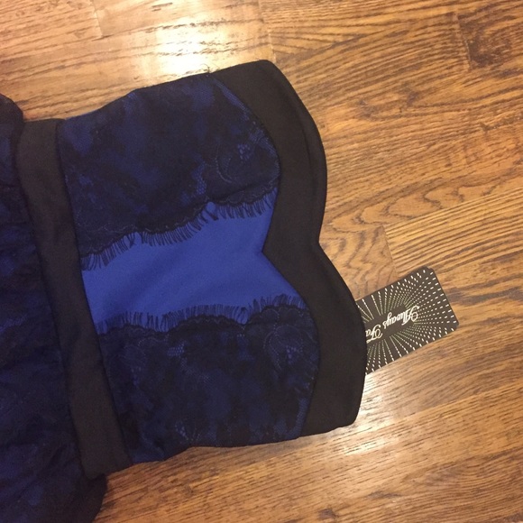 NEW WITH TAGS--- blue strapless dress - Picture 3 of 3