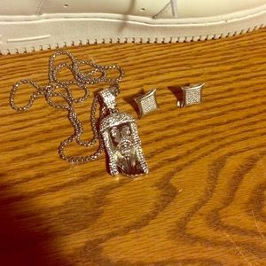 Deluxe x ( ICED UP 💎) Addition