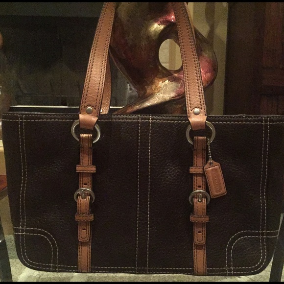 Coach Handbags - Price deduction!!  Coach Chelsea Leather Tote