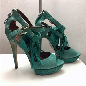 BOUTIQUE 9 Nadeline fringe platform shoes