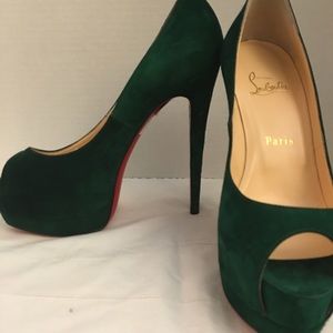 NEW Emerald Green Christian Loubutain size 7.5