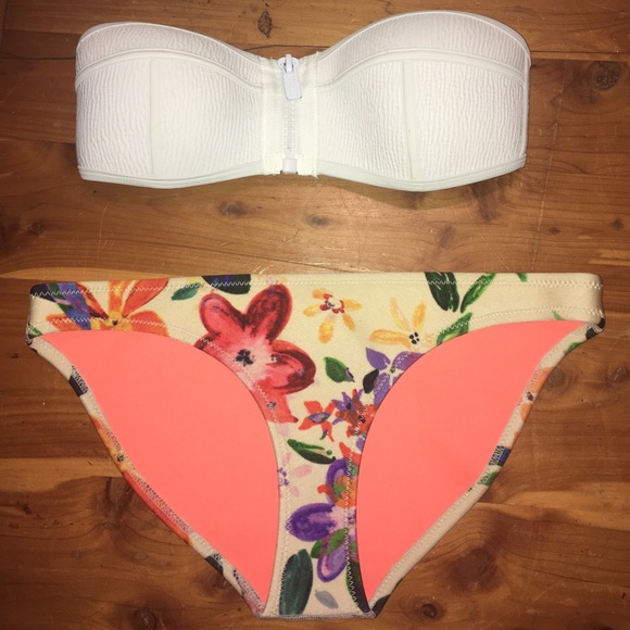Triangl bikini!