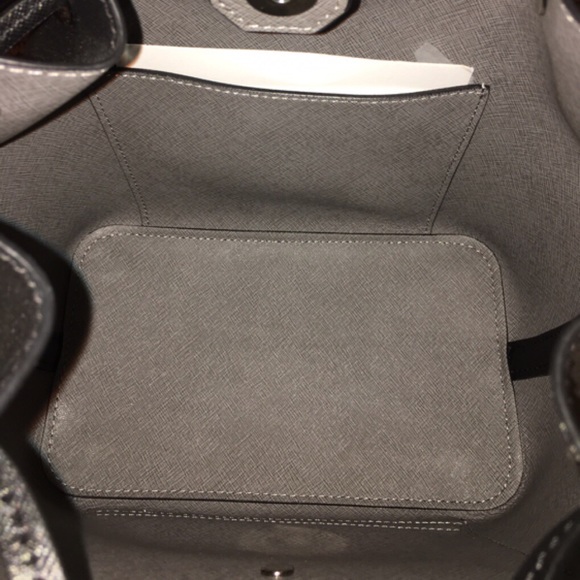 🚫sold🚫MICHAEL KORS PURSE Greenwich MD Bucket Bag - Picture 3 of 4