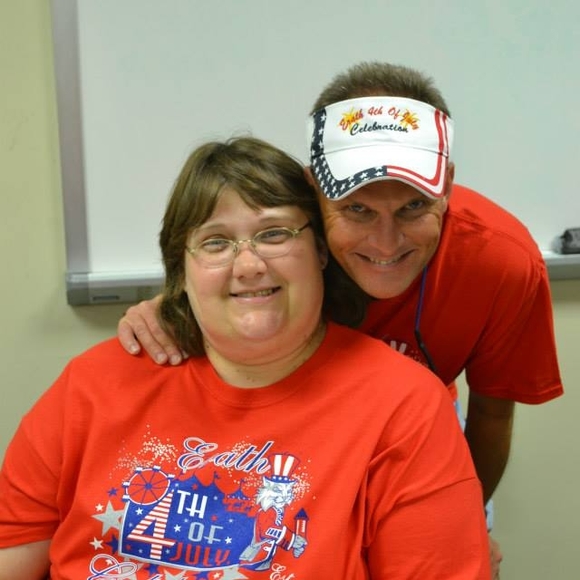 Meet your Posher, Jennifer - Picture 1 of 1
