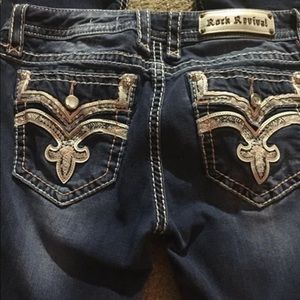 Size 31 rock revival capris