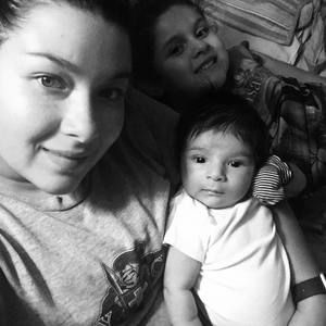 Meet your Posher, Carolina