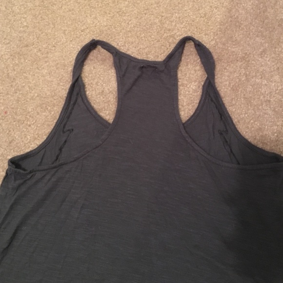 Tank top! - Picture 4 of 4
