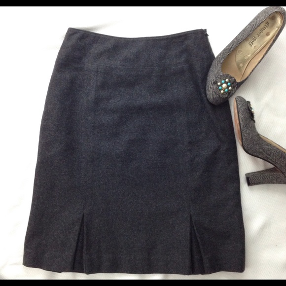 Like New Charcoal Wool Blend Knee Length Skirt