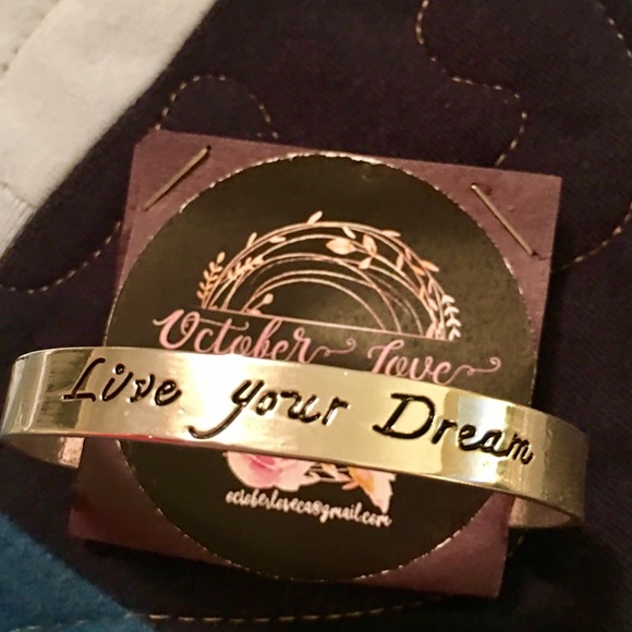 💐STUNNING SILVER CUFF - Picture 2 of 4