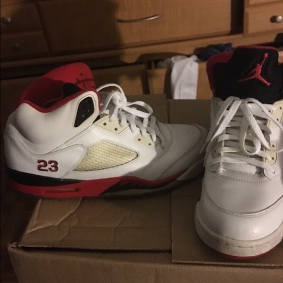 Air Jordan Retro 5s Fire Red/White/Black