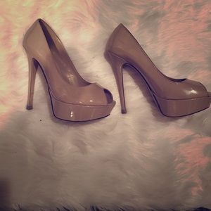 Patent platform pumps