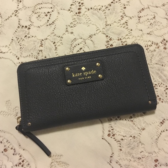 ✨Flash Sale✨NWT Kate Spade Wallet