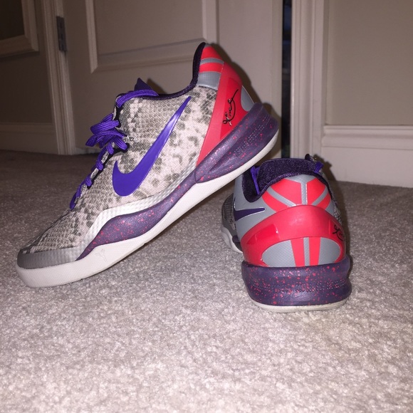 Kobes - Picture 2 of 3