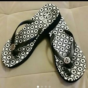 TORY BURCH Sandals 8