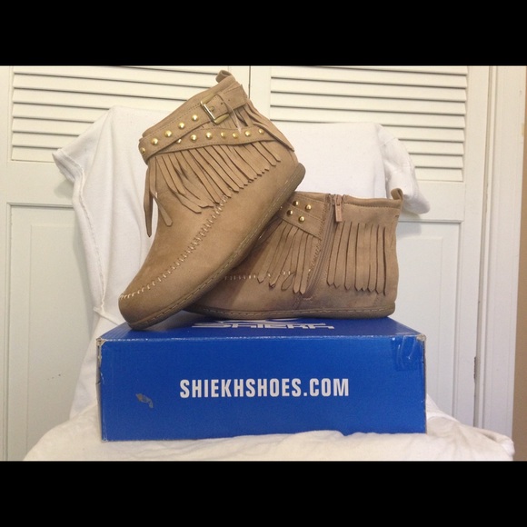 BNB Camel Shiekh Fringe Suede Booties Size 11