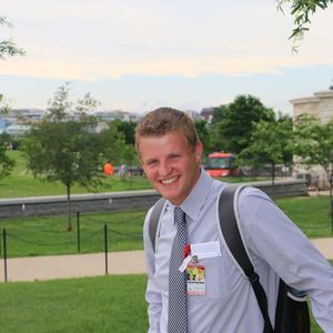 Meet your Posher, Aaron