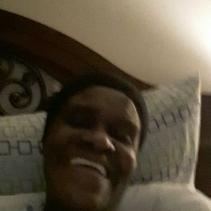 Meet your Posher, Earline