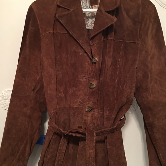 LEATHER COAT