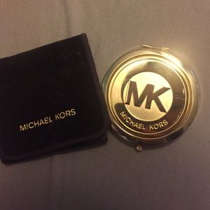 Michael kors mirror compact