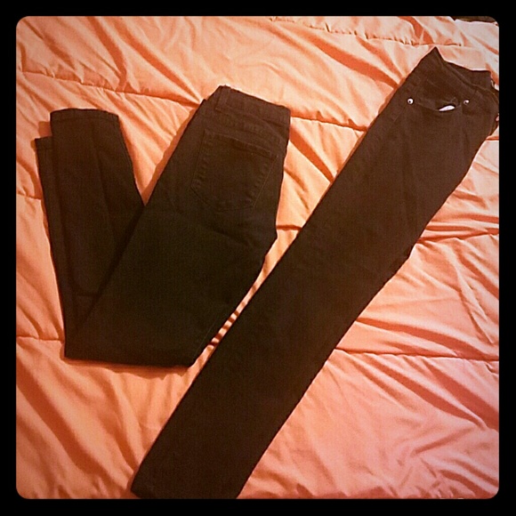 2 Black Forever 21 Jeans