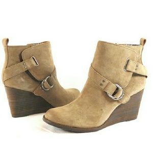 Lucky Brand Yerik Buckle Wedge Booties