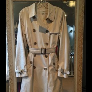 Cream Trench Coat by Banana Republic