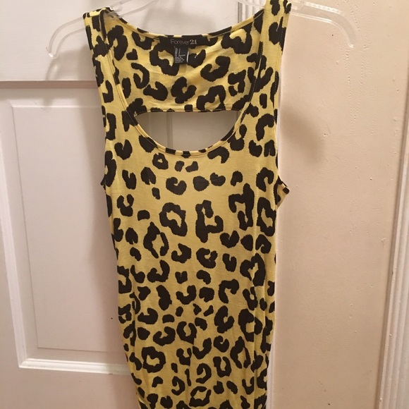 Forever 21 Tops - NWOT Forever 21 Top