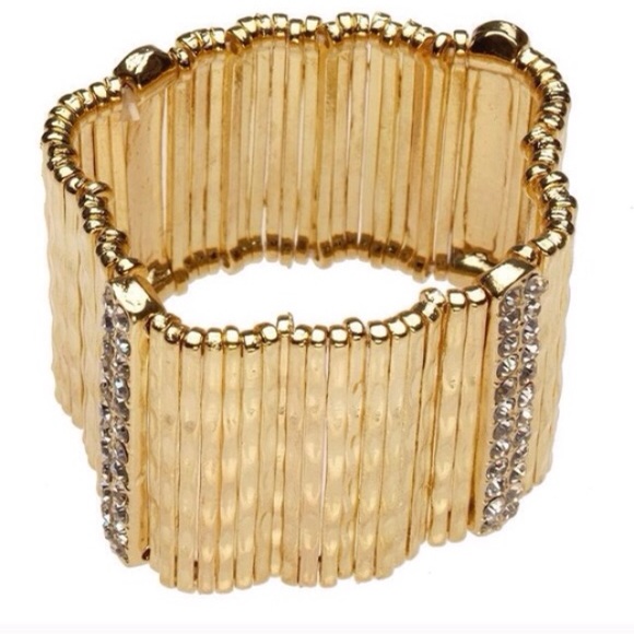 Top Rated New 18K Plated Designer Bracelet - Picture 2 of 3