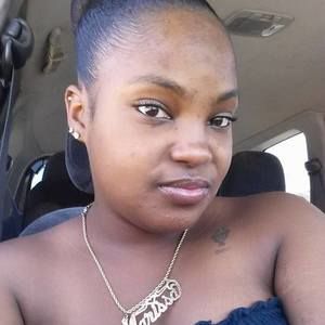 Meet your Posher, Marissa