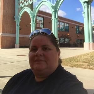 Meet your Posher, Aida