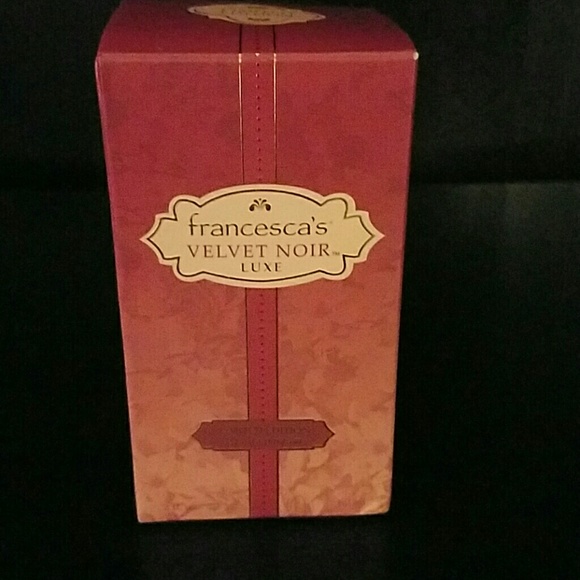 Perfume Francesca's velvet noir