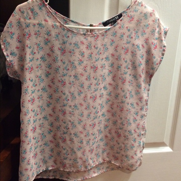 Forever 21 top!! In great shape!!!