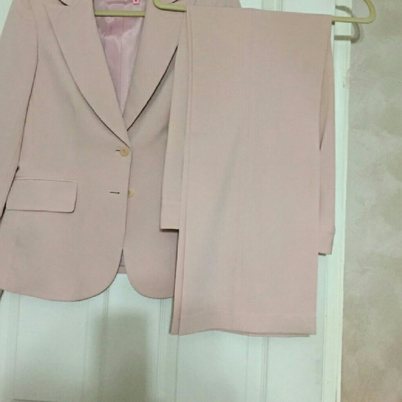 Pink 9 West pantsuit size 10 FINAL REDUCTION