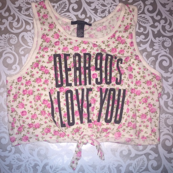 Cute Floral 90's Crop Top!