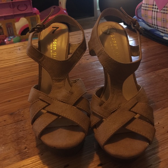 🆕Madden Girl Strappy Heels