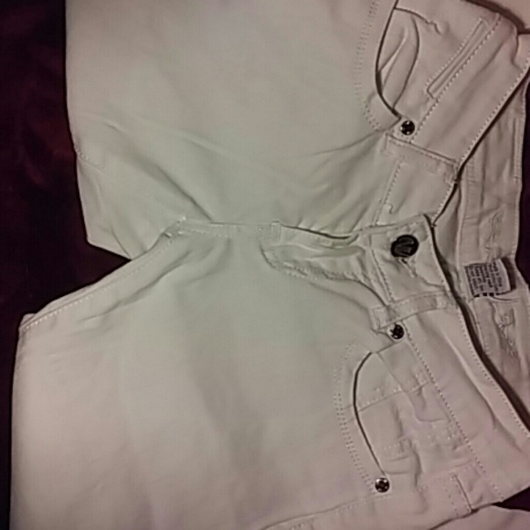White jeans - Picture 3 of 3